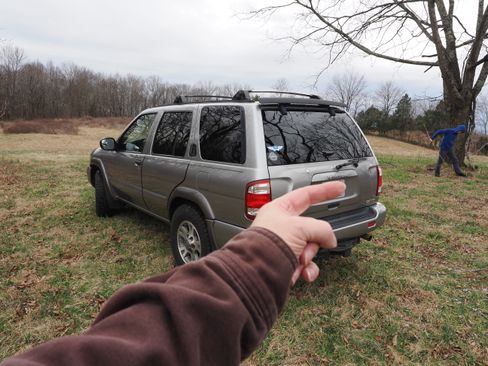Used 2001 Nissan Pathfinder SE image 9