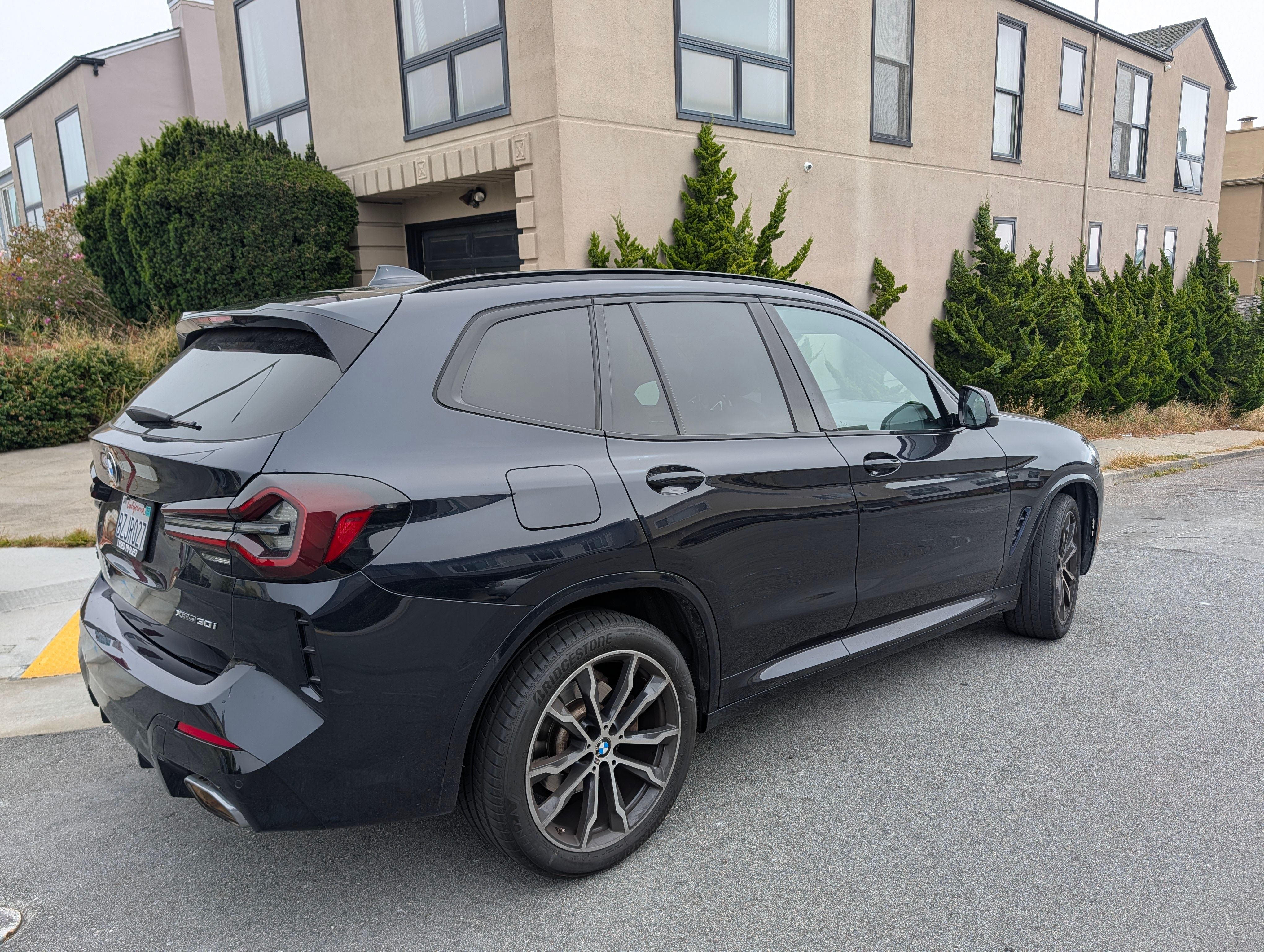 Used 2022 BMW X3 xDrive30i w/ M Sport Package 2 AWD/4WD image 6