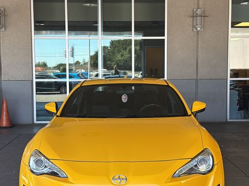 Used 2015 Scion FR-S Release Series 1.0 RWD image 6