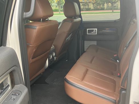 Used 2013 Ford F150 Platinum RWD image 4
