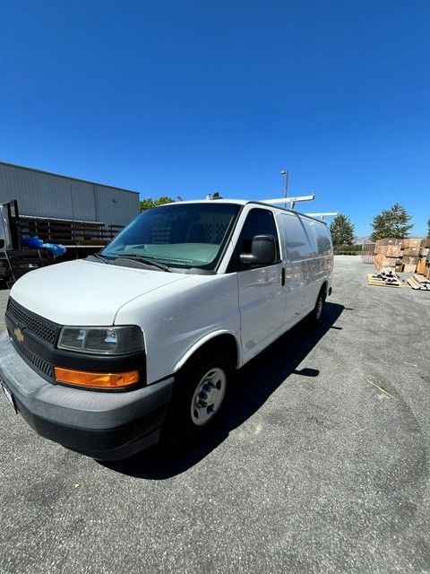 Used 2020 Chevrolet Express 2500 w/ Communications Package RWD image 6