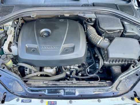 Used 2017 Volvo XC60 T6 Dynamic w/ Preferred Option Package image 25