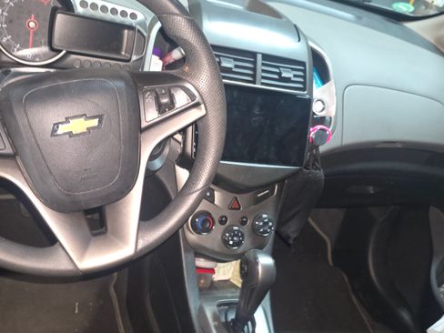 Used 2012 Chevrolet Sonic LT image 4