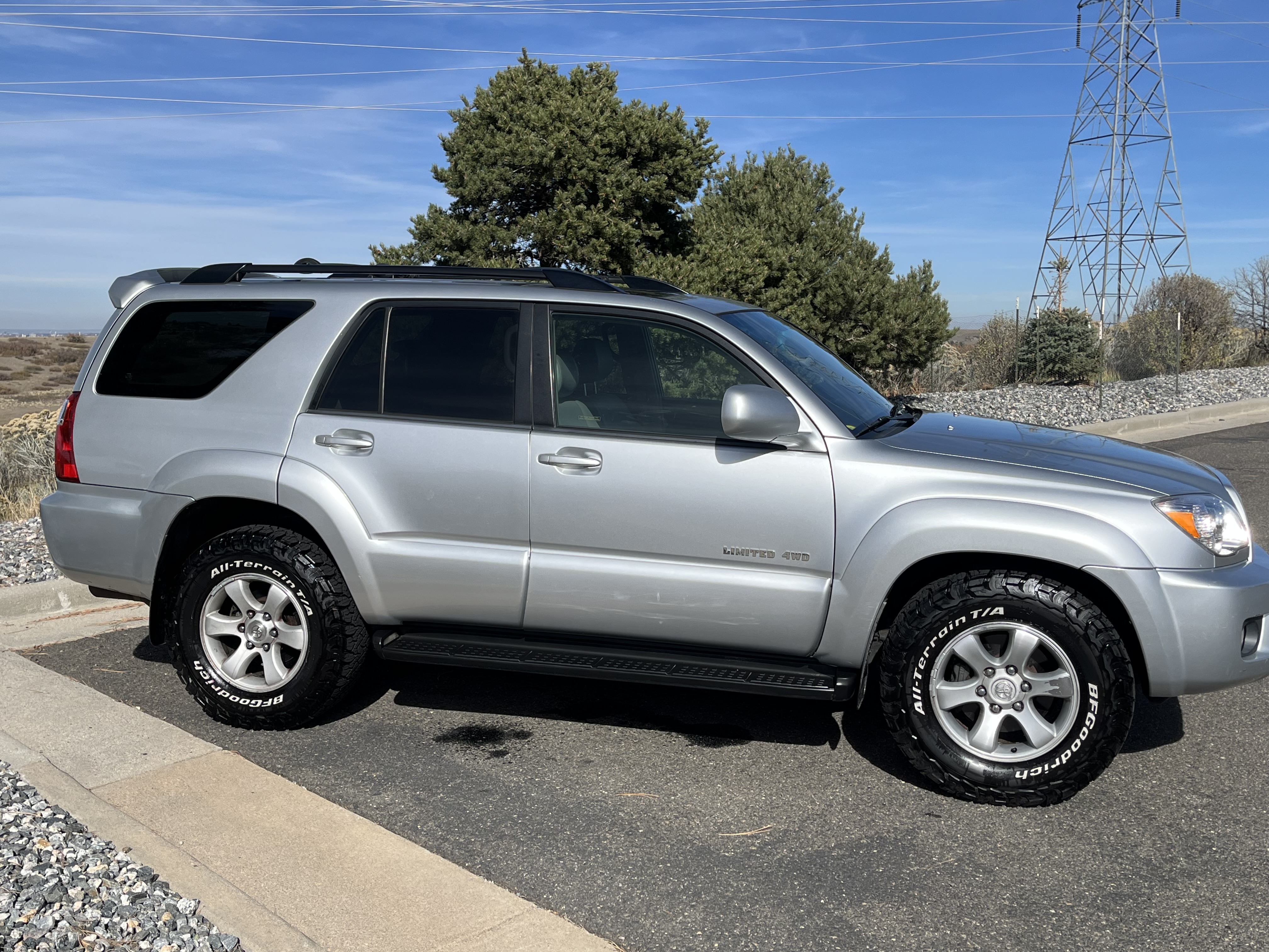 Used 2008 Toyota 4Runner Limited w/ Limited Extra Value Pkg 1 AWD/4WD image 11