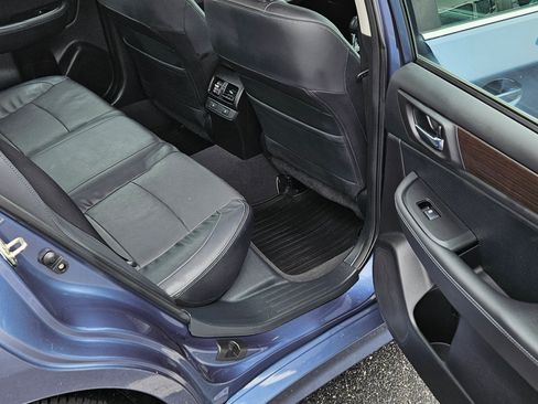 Used 2017 Subaru Legacy 3.6R Limited image 19