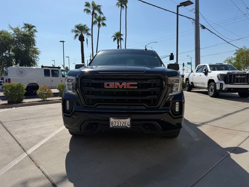 Used 2020 GMC Sierra 1500 Elevation RWD image 2