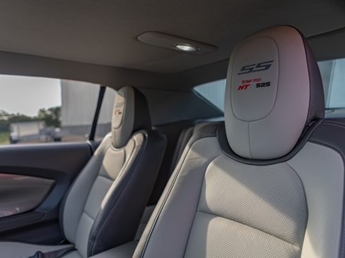 Used 2010 Chevrolet Camaro SS w/ RS Package image 18