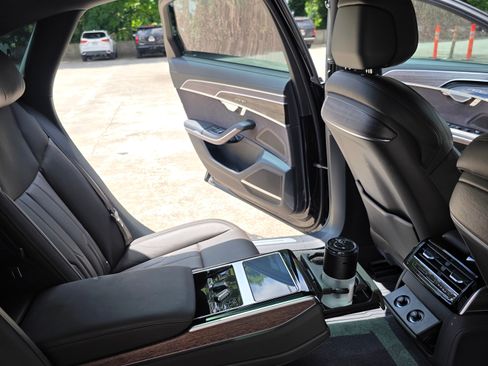 Used 2024 Audi A8 L 3.0T AWD/4WD image 12