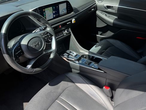Used 2023 Hyundai Sonata Limited w/ Cargo Package FWD image 9