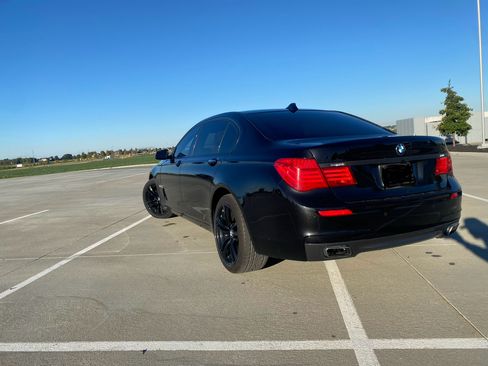 Used 2011 BMW ALPINA B7 xDrive image 14