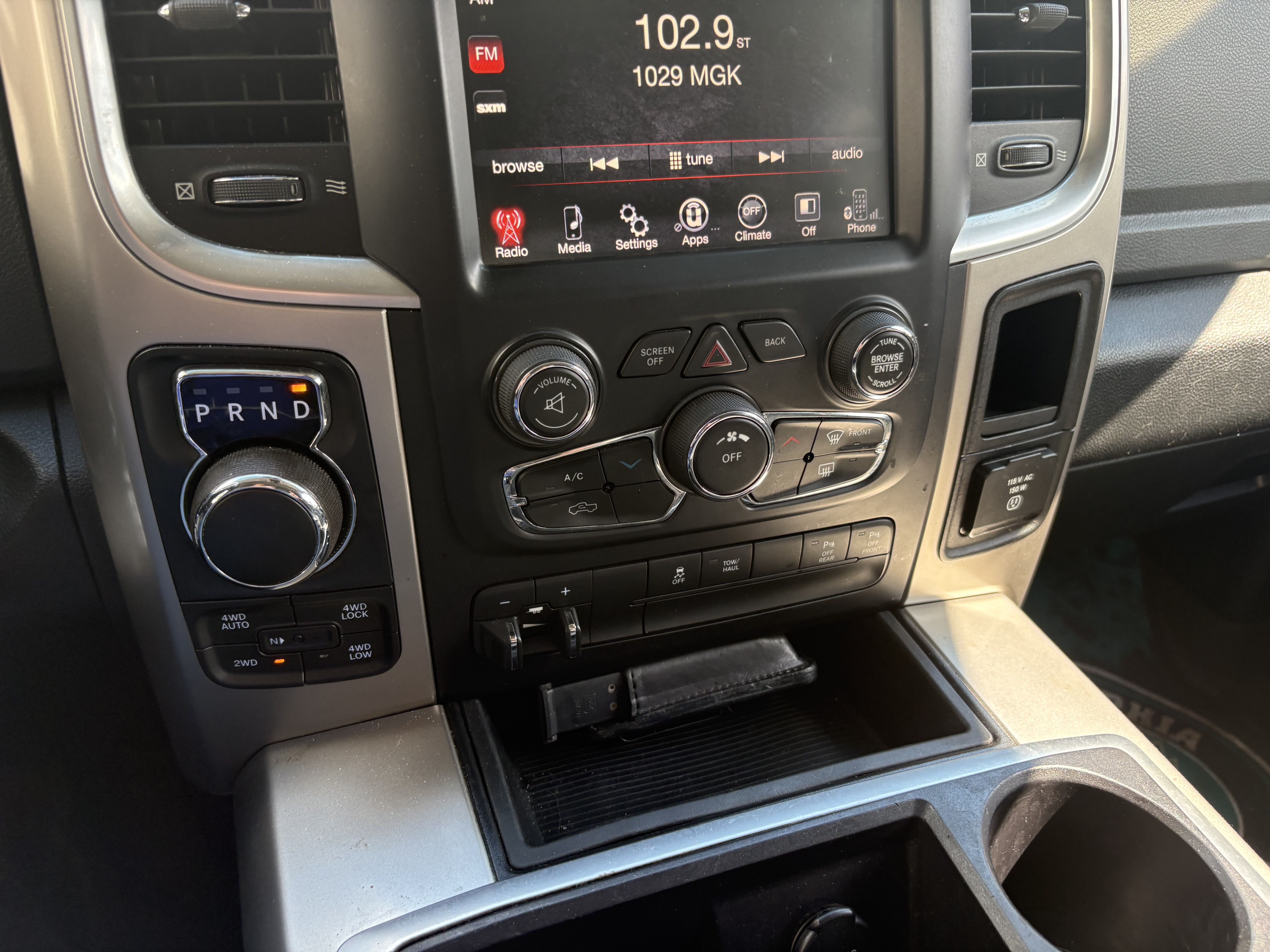 Used 2015 RAM 1500 Big Horn AWD/4WD image 29