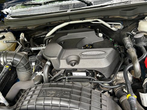 Used 2020 Ford Ranger XLT w/ Equipment Group 301A Mid RWD image 11