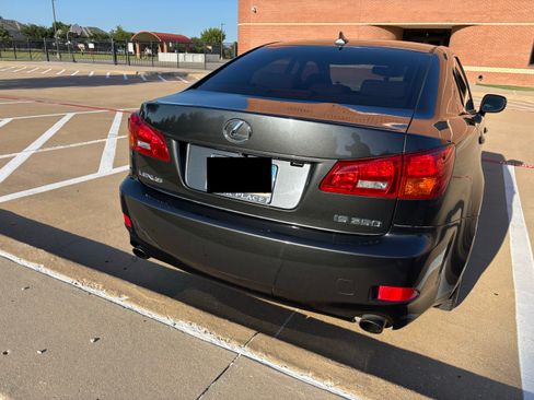 Used 2008 Lexus IS 250 w/ Luxury Pkg RWD image 5