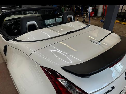 Used 2018 Nissan 370Z Roadster image 4