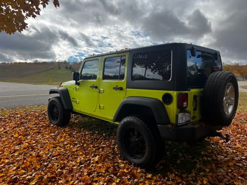 Used 2016 Jeep Wrangler Unlimited Sport w/ Quick Order Package 24S image 1