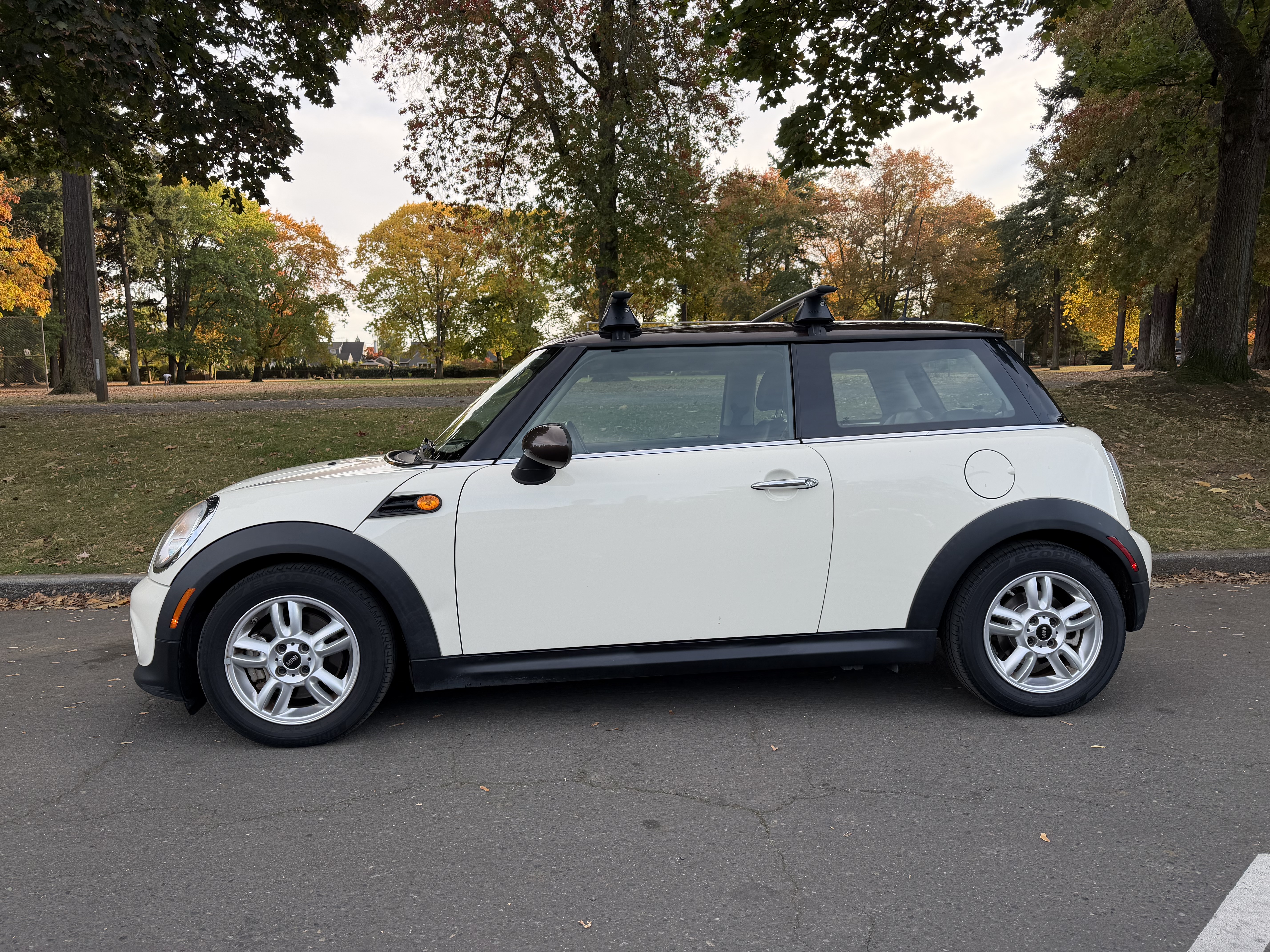 Used 2013 MINI Cooper Hardtop FWD image 9