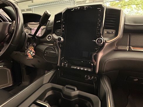 Used 2021 RAM 2500 Limited image 9