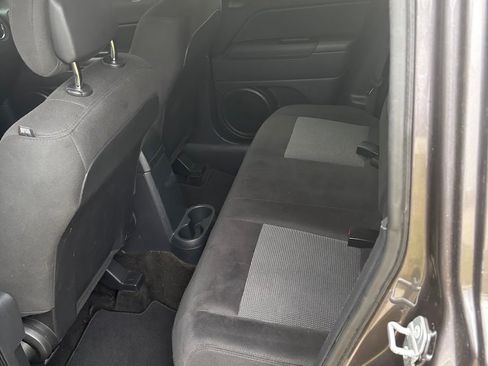 Used 2015 Jeep Patriot Sport w/ Power Value Group image 10