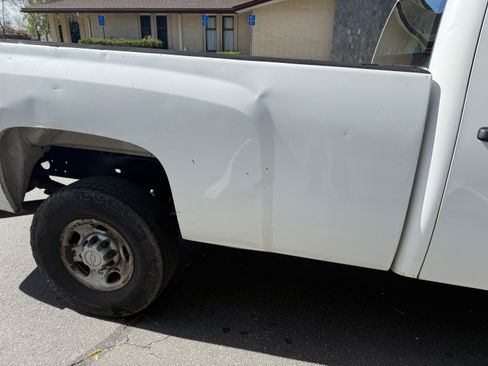 Used 2007 Chevrolet Silverado 2500 W/T w/ LS Package image 9