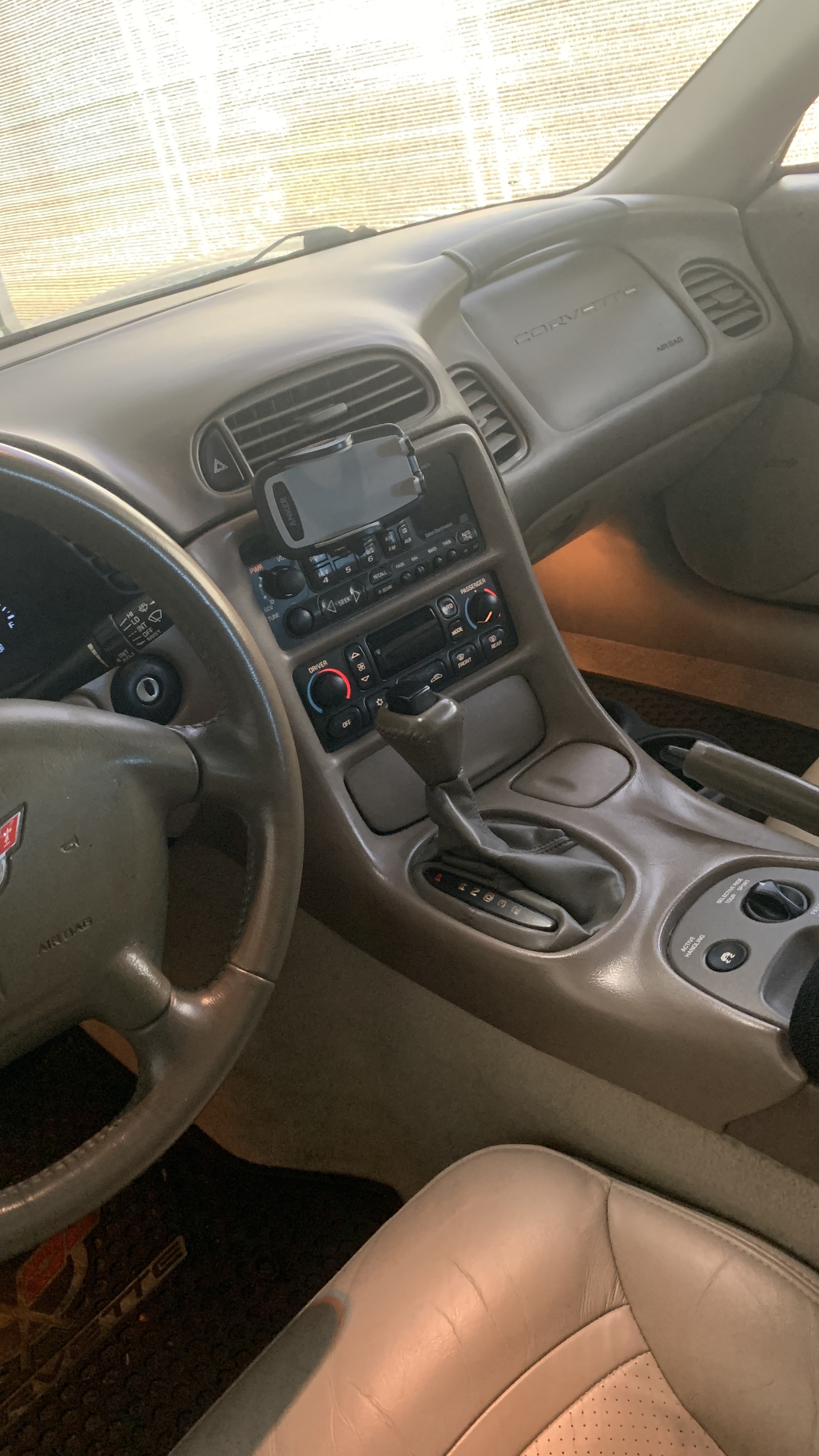 Used 2003 Chevrolet Corvette Coupe w/ Preferred Equipment Group RWD image 12