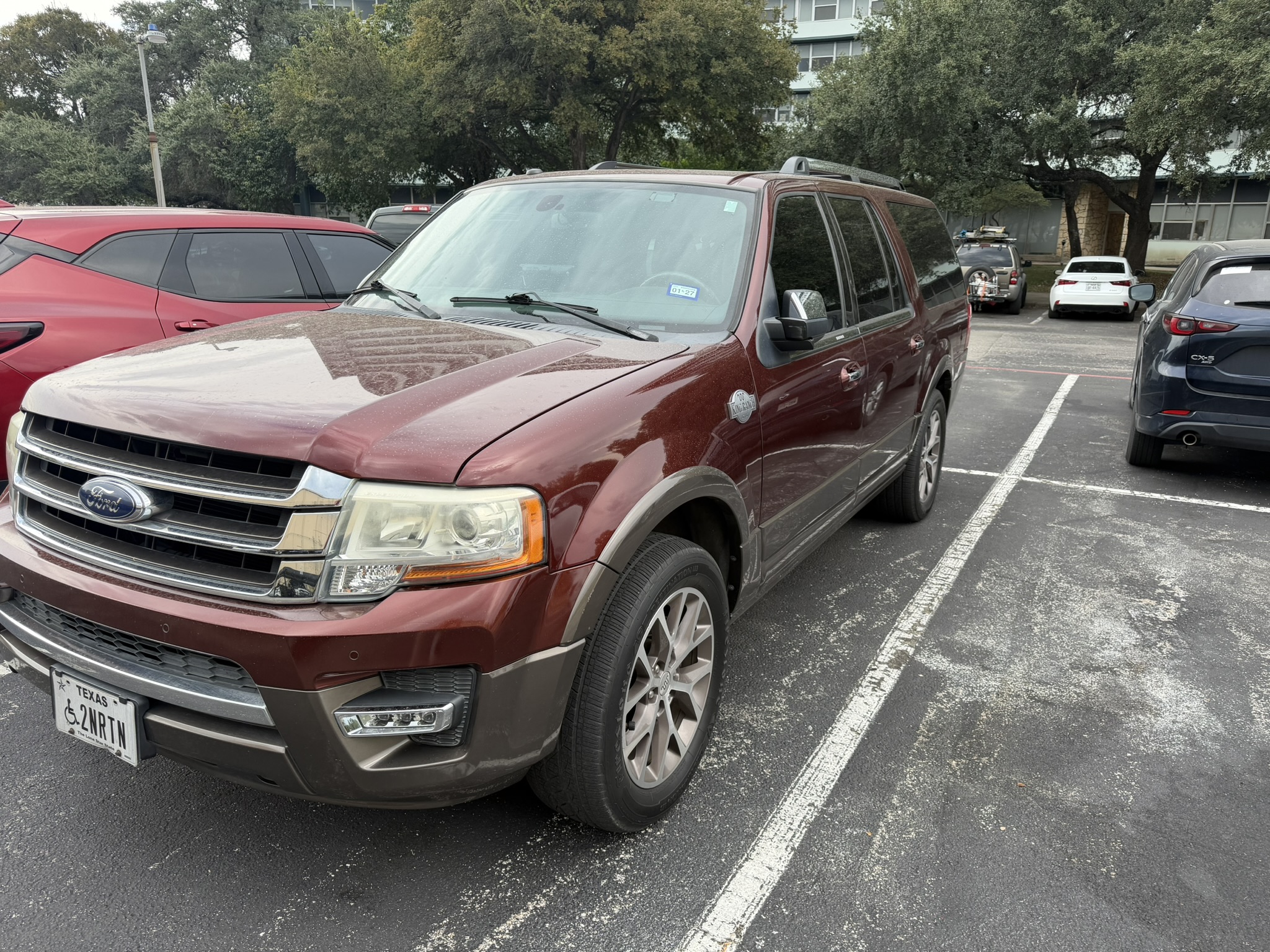 Used 2016 Ford Expedition EL King Ranch RWD image 4