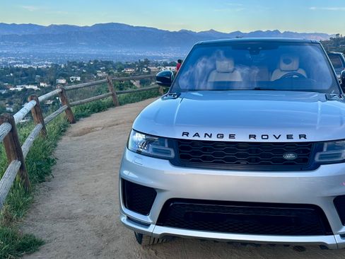 Used 2018 Land Rover Range Rover Sport Supercharged image 6