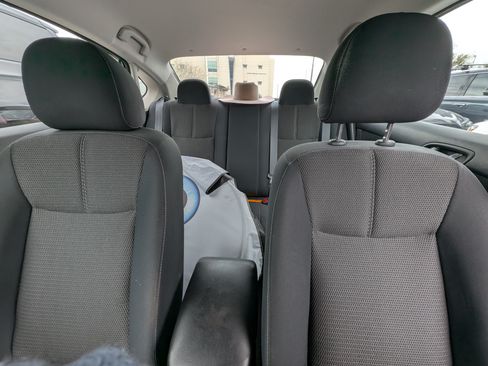 Used 2017 Nissan Sentra S image 10