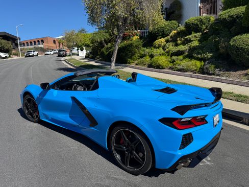 Used 2021 Chevrolet Corvette Stingray Premium Conv w/ Z51 Performance Package image 6
