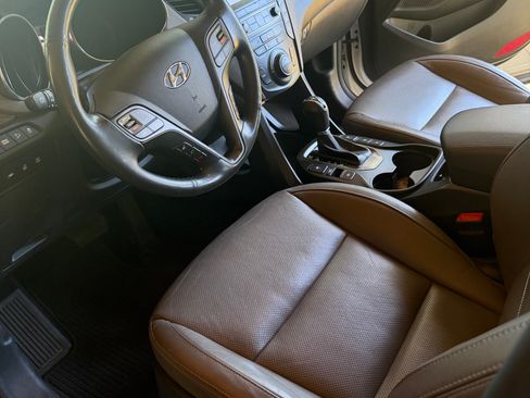 Used 2018 Hyundai Santa Fe FWD w/ SE Ultimate Tech Package 03 image 10