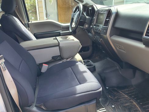 Used 2015 Ford F150 XLT w/ Equipment Group 302A Luxury image 2