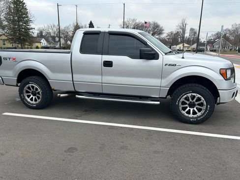 Used 2010 Ford F150 STX AWD/4WD image 5