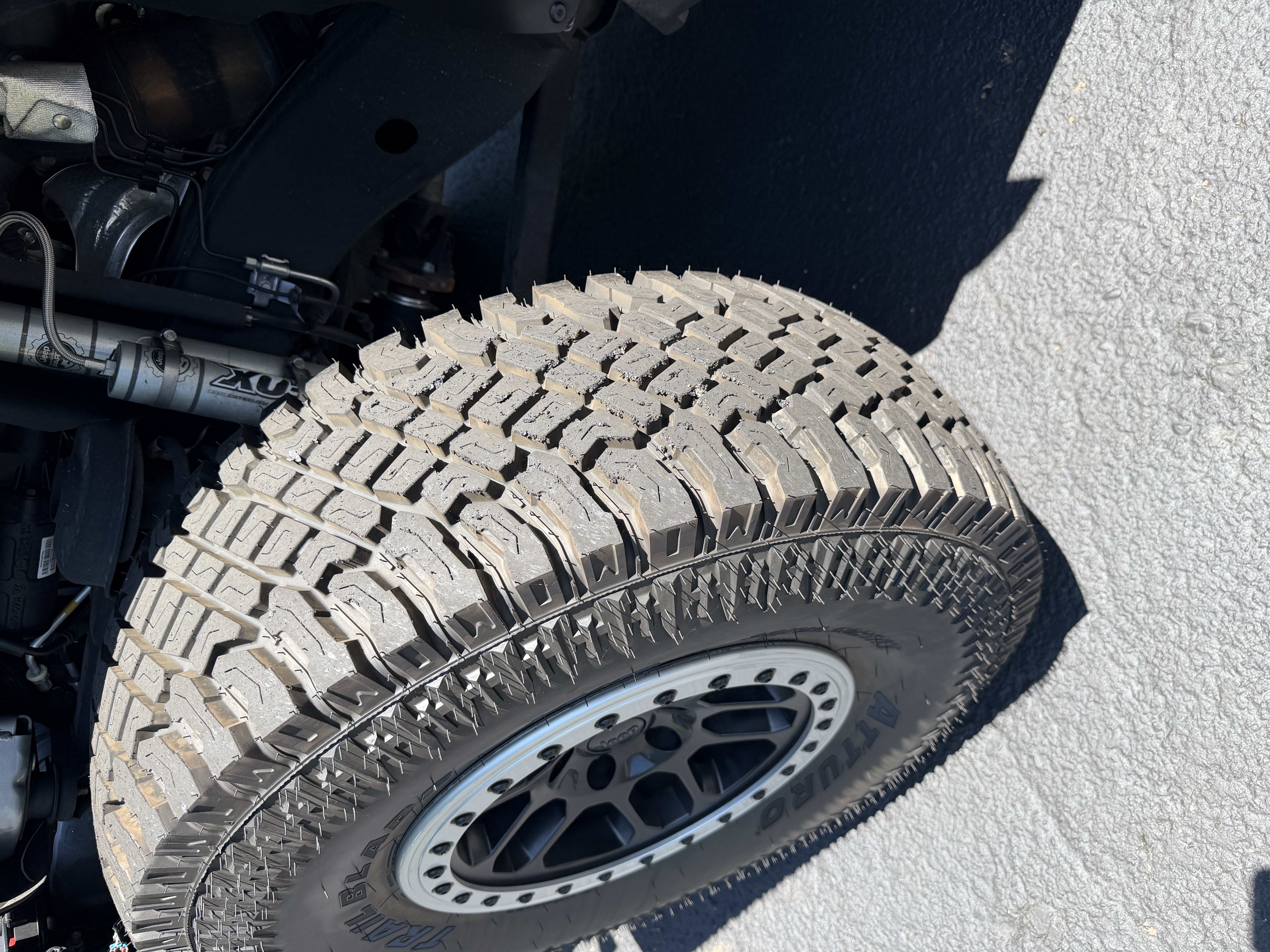 Used 2017 Jeep Wrangler Unlimited Rubicon AWD/4WD image 26