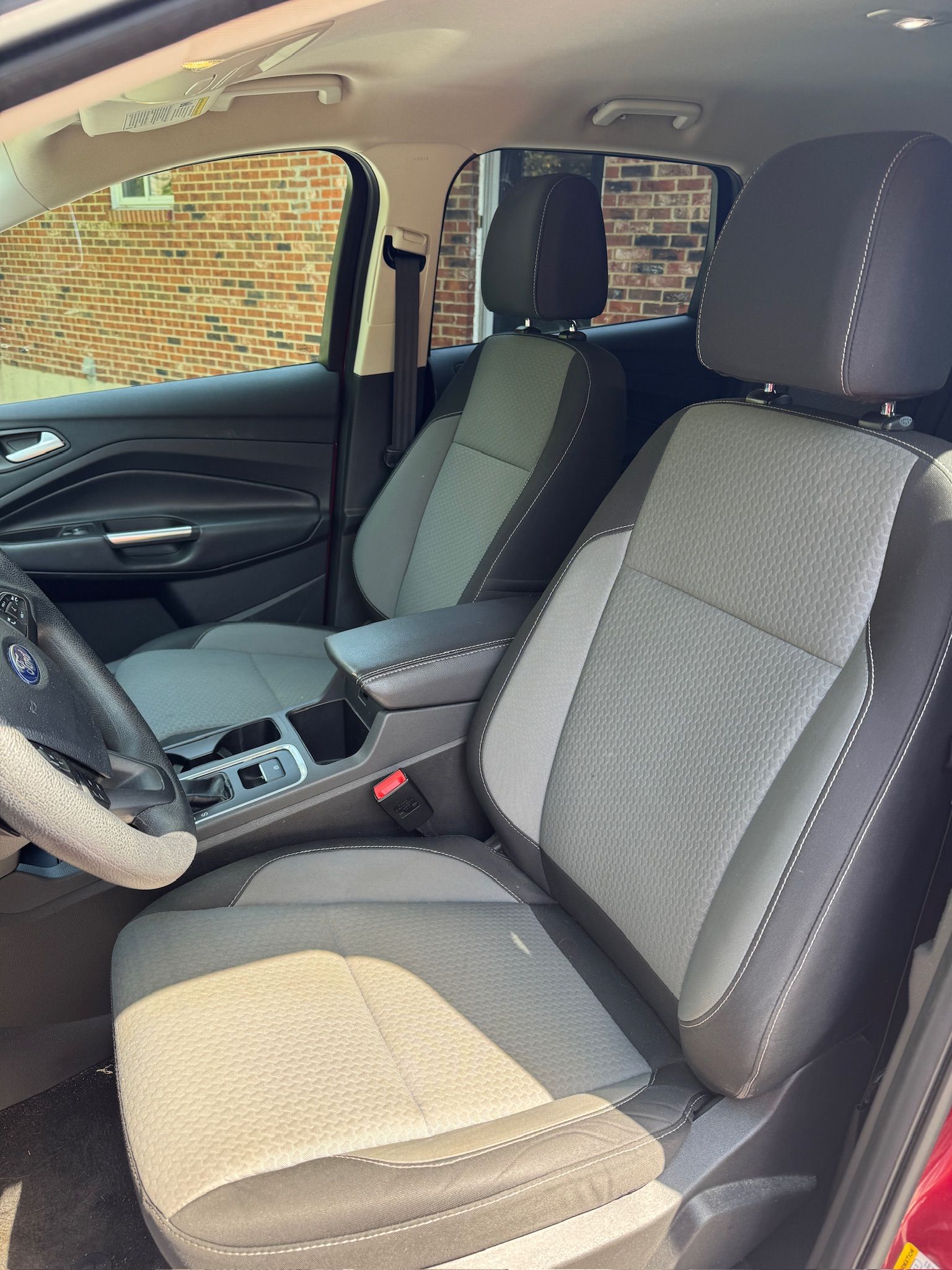Used 2017 Ford Escape SE FWD image 15