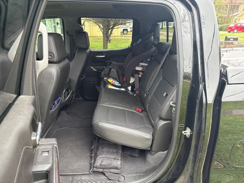 Used 2020 GMC Sierra 1500 SLT image 12