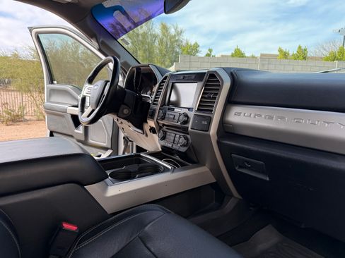 Used 2017 Ford F350 Lariat w/ FX4 4x4 Off Road Package image 13