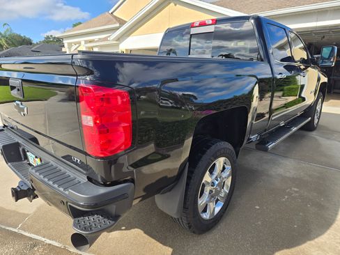 Used 2018 Chevrolet Silverado 2500 LTZ w/ Duramax Plus Package image 5