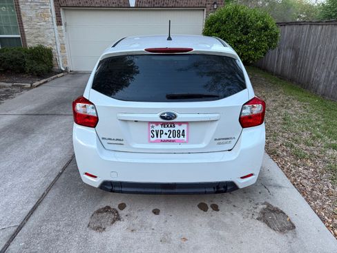 Used 2014 Subaru Impreza 2.0i Limited image 2