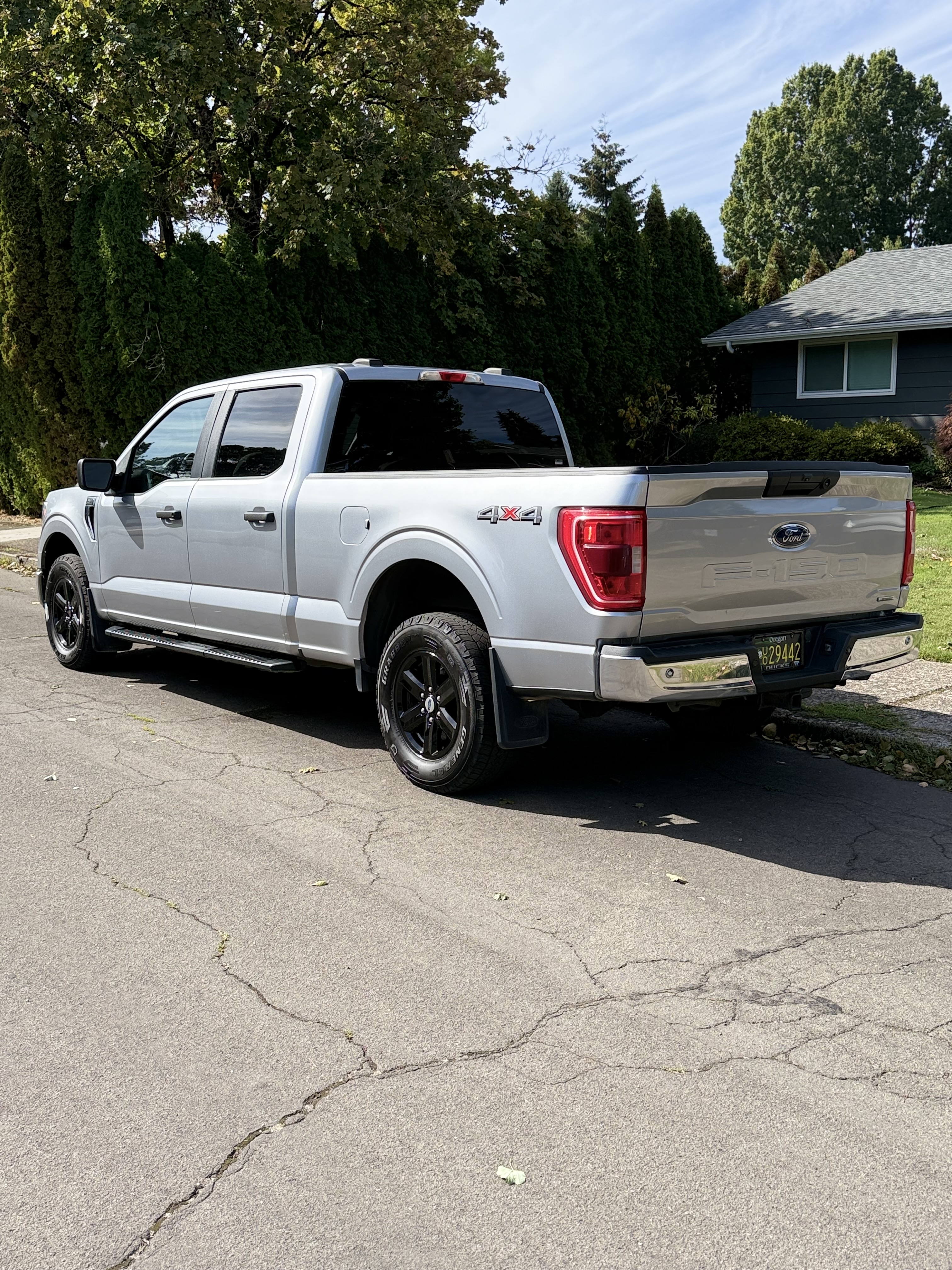 Used 2022 Ford F150 XLT w/ Trailer Tow Package AWD/4WD image 4