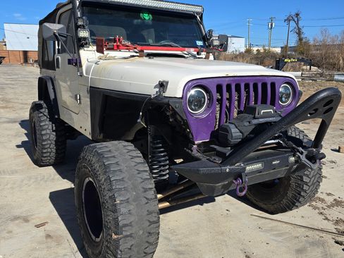 Used 1999 Jeep Wrangler Sport image 1