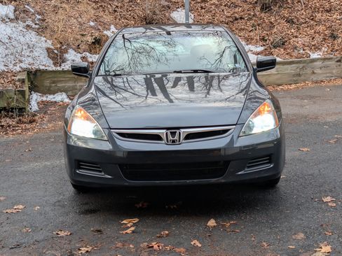 Used 2006 Honda Accord EX-L image 2