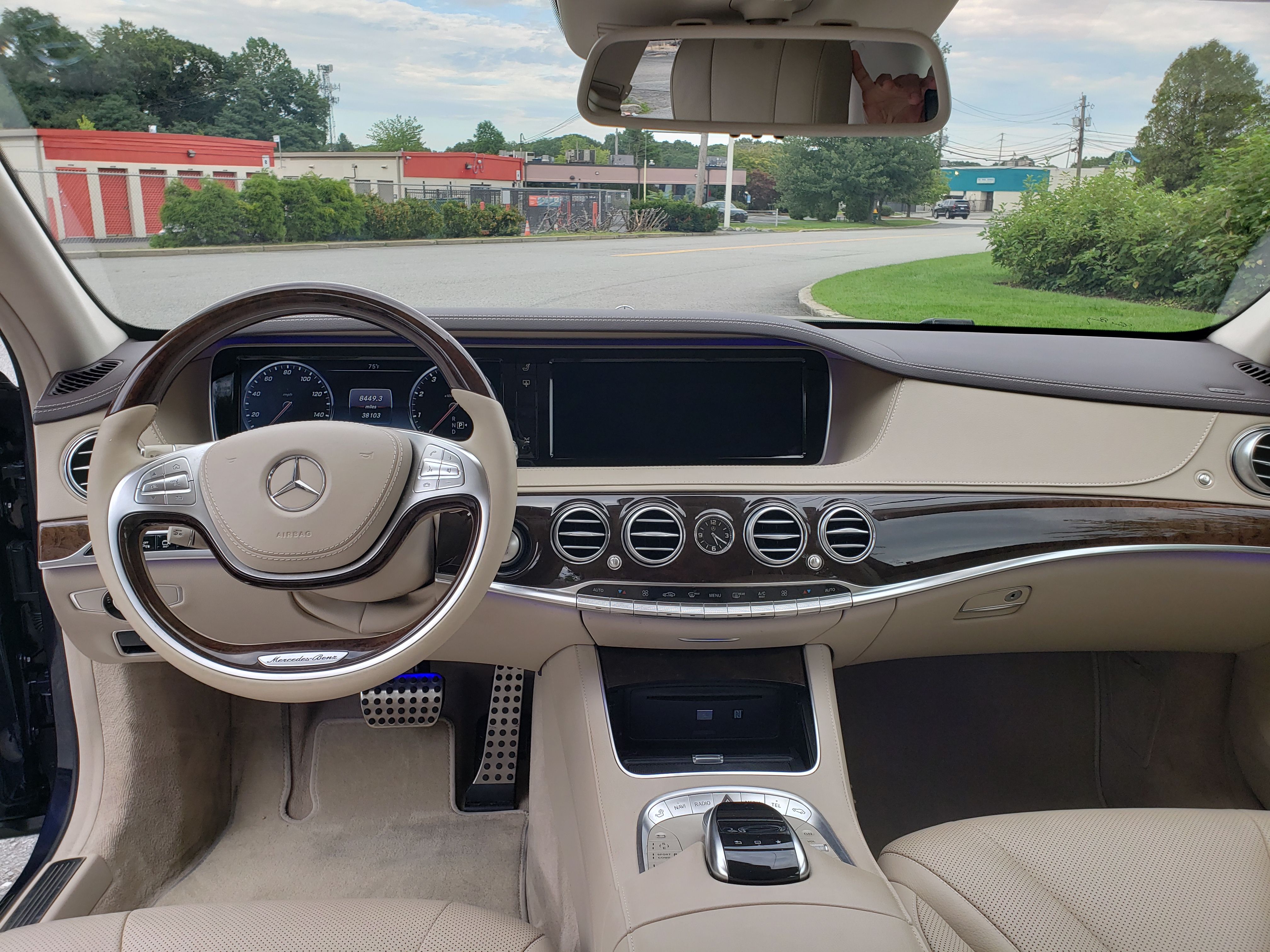 Used 2016 Mercedes-Benz S 550 4MATIC Sedan image 4