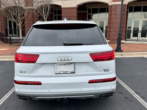 Used 2018 Audi Q7 3.0T Prestige w/ Prestige Package image 8