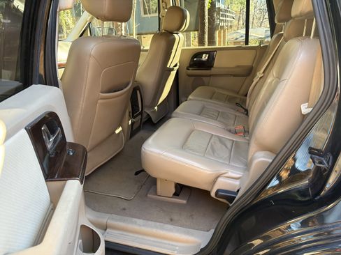 Used 2005 Ford Expedition Limited image 5