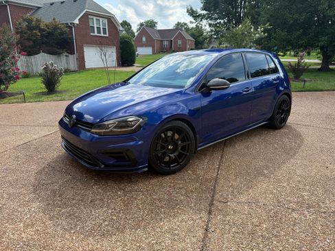 Used 2018 Volkswagen Golf 4-Door AWD/4WD image 1