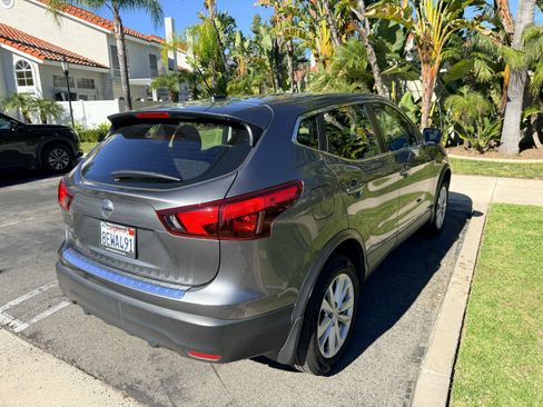 Used 2018 Nissan Rogue Sport S w/ S Appearance Package image 8