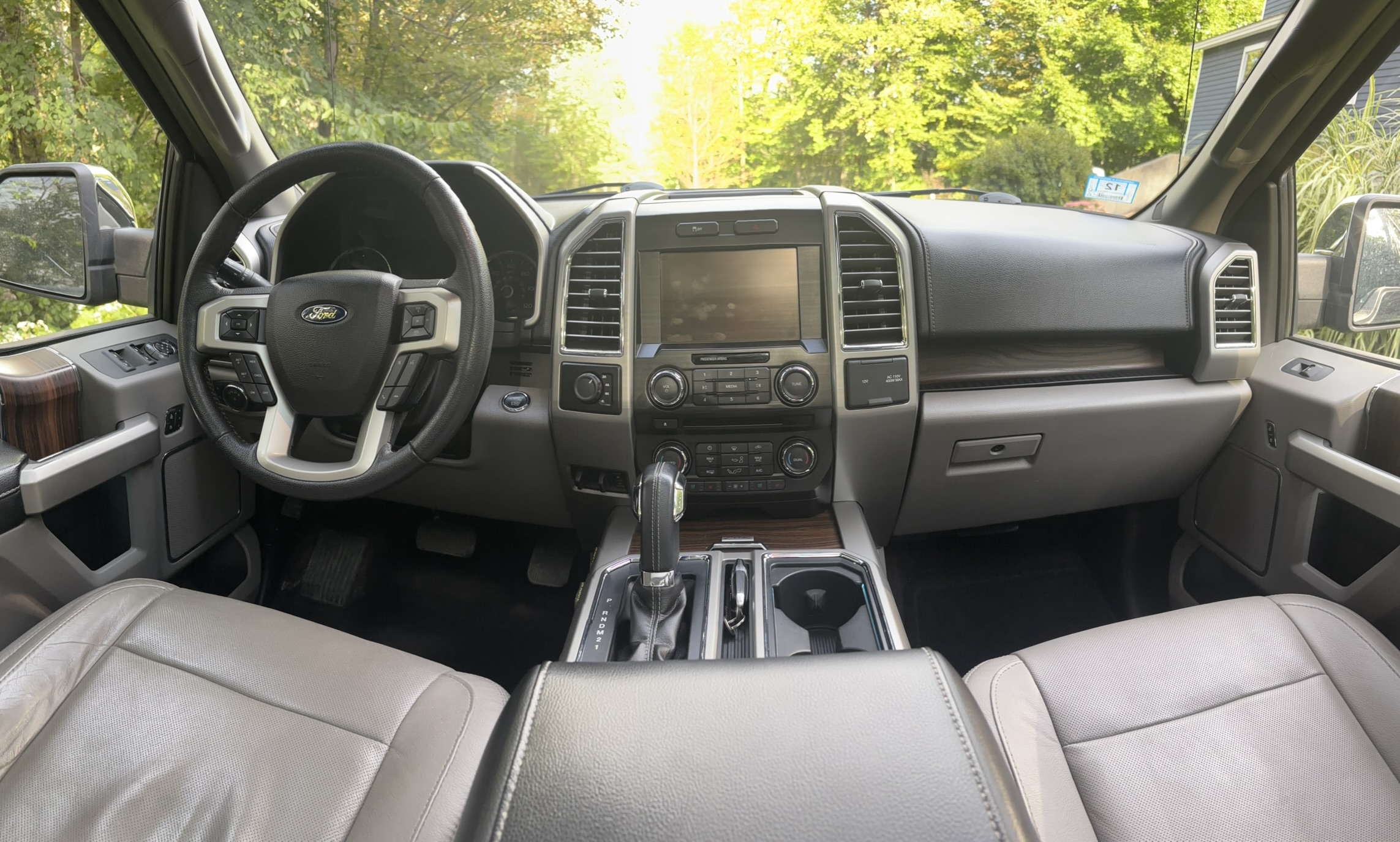 Used 2015 Ford F150 Lariat AWD/4WD image 14
