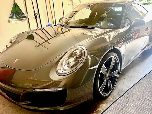 Used 2019 Porsche 911 Carrera image 11