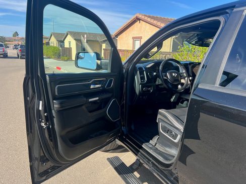 Used 2019 RAM 1500 Laramie image 2
