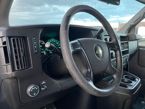 Used 2013 Chevrolet Express 1500 image 15