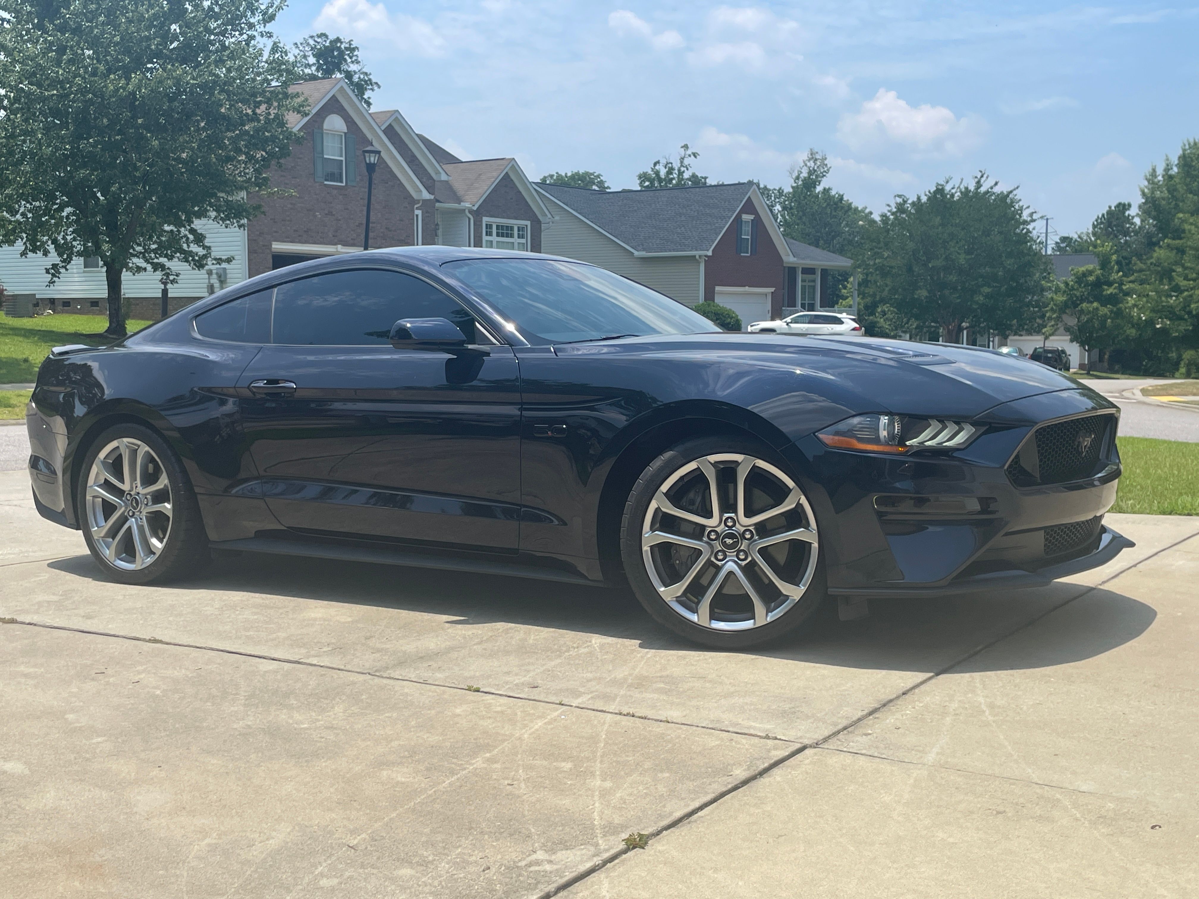 Used 2021 Ford Mustang GT Premium w/ Ford Safe & Smart Package RWD image 1